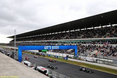 Этап в Портимао могут заменить второй гонкой в Сахире? - f1news.ru - Берлин - Португалия