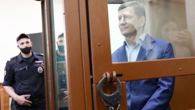 Алексей Навальный - Сергей Фургал - Василий Колташов - Колташов объяснил, почему у Фургала было больше поддержки, чем у Навального - riafan.ru - Санкт-Петербург - Хабаровский край