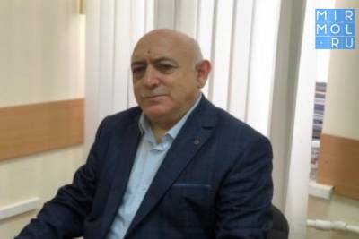 Главный терапевт Минздрава РД рассказал о том, как у него прошла вакцинация против коронавируса - mirmol.ru - респ. Дагестан