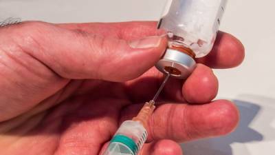 Российскую вакцину "Спутник V" ждут в Индии в марте или апреле - politros.com - Индия