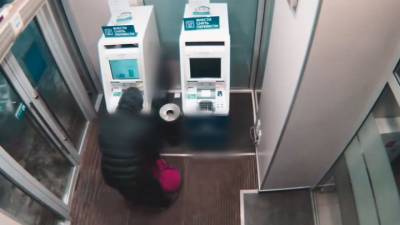 В Красноярске рецидивист отправился с газовым баллоном за двумя миллионами - vesti.ru - Красноярский край - Красноярск