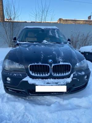 Приставы арестовали у новокузнечанина «элитный внедорожник» - gazeta.a42.ru - Кемеровская обл. - Новокузнецк
