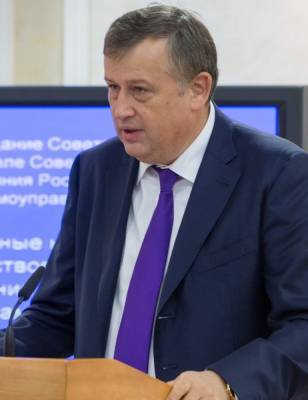 Александр Дрозденко - Владимир Матвеев - За лекцию отрицающего холокост преподавателя извинился губернатор Ленобласти - neva.today - Ленинградская обл. - Санкт-Петербург - Еврейская обл.