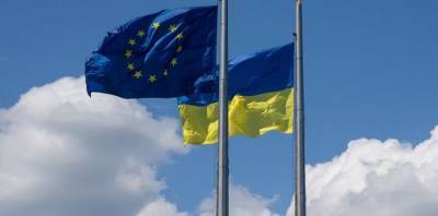 Питер Стано - Евросоюз не стал осуждать Зеленского за закрытие телеканалов - eadaily.com - США - Киев