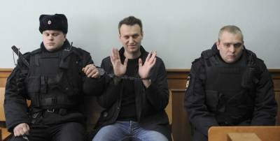 Алексей Навальный - Развенчан миф о «невинно осужденном» Навальном - politnavigator.net - Россия