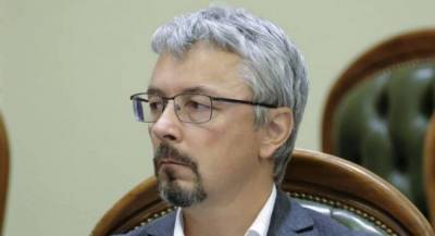 Александр Ткаченко - Минкульт Украины решил «выселить» опальные телеканалы из студии Довженко - eadaily.com