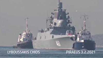 "Адмирал флота Касатонов" и "Николай Чикер" зашли в греческий порт Пирей - piter.tv - Греция
