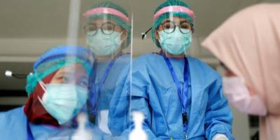 Надим Захави - В мире циркулирует 4000 штаммов коронавируса — британский министр - nv.ua - Англия
