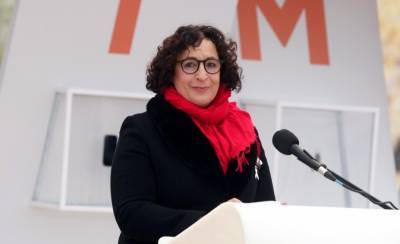 Владимир Зеленский - Мелинда Симмонс - Посол Великобритании оценила санкции Зеленского против оппозиционных телеканалов - polit.info - Англия