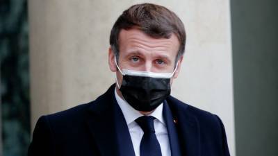 Эммануэль Макрон - Макрон пообещал вакцинировать всех взрослых французов до конца лета - sharij.net