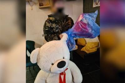 Житель Тувы ограбил микрокредитную организацию, чтобы купить девушке цветы и мишку - tayga.info - Кызыл - Тувы
