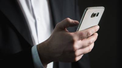 Устав выкупать интимные фото у вымогателей, москвич обратился в полицию - vesti.ru - Москва - Того