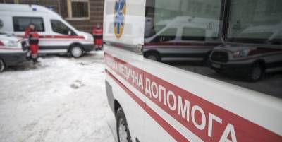 На Маяковского, Троещина, упал человек с высоты - Третий случай за февраль в Киеве, видео - ТЕЛЕГРАФ - telegraf.com.ua - Киев - район Шевченковский - район Дарницкий