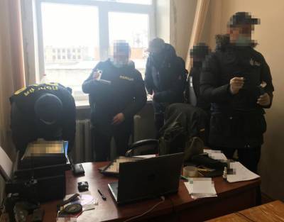 В Черкассах вымогали деньги за принятие в Нацгвардию по контракту - news.bigmir.net - Черкасская обл. - Черкассы