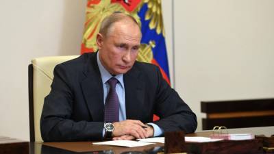 Владимир Путин - Путин наградил орденами Мужества троих пожарных, погибших в Красноярске - mir24.tv - Красноярский край - Красноярск