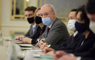 Владимир Зеленский - Послы G7 обсудили с Зеленским блокировку каналов - korrespondent.net