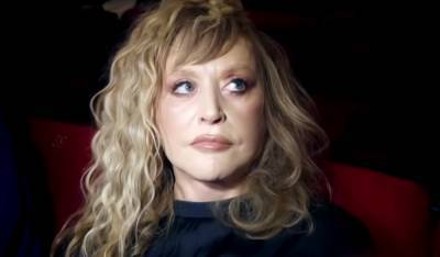 Алла Пугачева - Максим Галкин - Платье в сеточку и никакого белья: в Сети всплыло волнующее фото Аллы Пугачевой - akcenty.com.ua