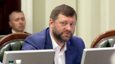 Владимир Зеленский - Александр Корниенко - Александр Тупицкий - Контроль над КСУ является жизненно необходимым, - Корниенко в интервью российской "Медузе" - ru.espreso.tv