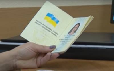 Михаил Федоров - Никаких книжечек и карточек: украинцев начали готовить к цифровым паспортам - подробности - akcenty.com.ua