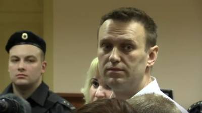 Алексей Навальный - Навальный доставлен в суд для рассмотрения дела о клевете на ветерана - newinform.com - Москва