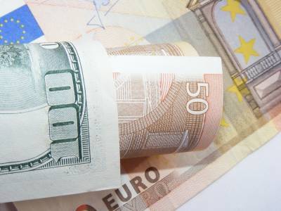 В правительстве прогнозируют, что курс гривни не превысит 30 за доллар до 2024 года - epravda.com.ua