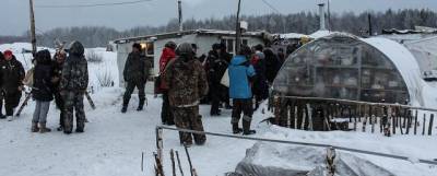 Около станции Шиес власти снесли палаточный лагерь экоактивистов - runews24.ru