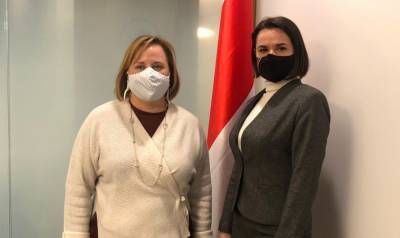 Джули Фишер - Светлана Тихановская - Тихановская поговорила с послом США в Белоруссии - news-front.info - США - Белоруссия