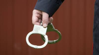 Олег Никитин - Петербургская полиция задержала свернувшего шею пациенту фельдшера - nation-news.ru - Санкт-Петербург