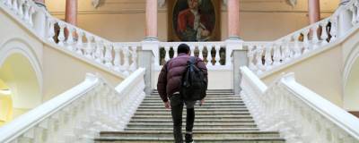 Сергей Собянин - Студенты московских вузов вернутся к очным занятиям с 8 февраля - runews24.ru - Москва