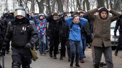 Алексей Навальный - Опубликована петиция "Вернём задержанным право на защиту" - svoboda.org