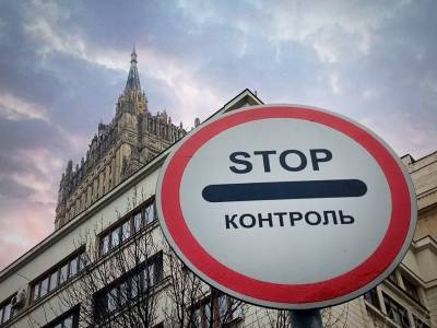 Россия высылает трех европейских дипломатов - tvc.ru - Санкт-Петербург - Швеция