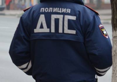 На трассе М5 под Рязанью пьяный автовладелец набросился с кулаками на инспектора ДПС - ya62.ru - Рязань