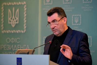 Алексей Данилов - Глава СНБО Украины рассказал о подготовке к запрету оппозиционных телеканалов - lenta.ru - ДНР - ЛНР - Донецкая обл.