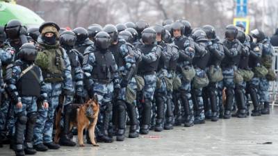 В Москве задержали 25 участников перфоманса в форме ОМОН - svoboda.org - Москва