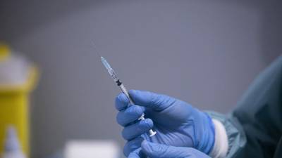 Тедрос Адханом Гебрейесус - Количество привившихся от COVID-19 в мире превысило число заболевших - iz.ru