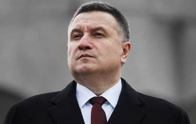 Арсен Аваков - Савик Шустер - Аваков в запрете ряда телеканалов увидел освобождение Донбасса и Крыма - korrespondent.net - Крым