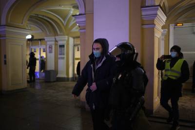 Павел Дуров - Дуров призвал прекратить распространение в Telegram данных участников протестов - abnews.ru