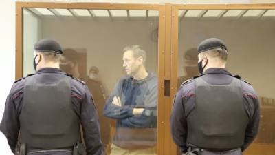 Алексей Навальный - Андрей Иванов - Игнат Артеменко - Навальный в очередной раз грязно оскорбил ветерана войны - vesti.ru