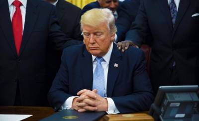 Дональд Трамп - Джо Байден - Трампа лишат доступа к секретной информации США - news-front.info - США