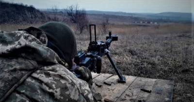 Гранатометы и пулеметы: боевики шесть раз обстреляли украинские позиции за сутки, раненых нет - dsnews.ua - Светлодарск