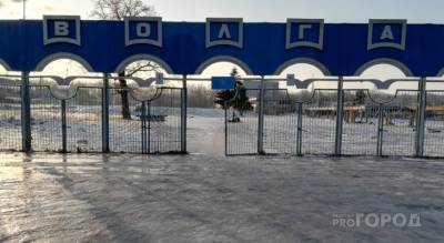 Полузаброшенный стадион "Волга" в очередной раз пообещали восстановить - pg21.ru - респ. Чувашия