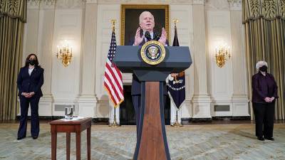 Дональд Трамп - Джо Байден - Байден поручил отказать Трампу в получении секретной информации - iz.ru - США