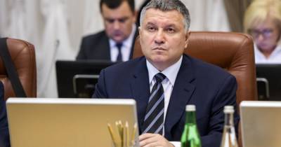 Арсен Аваков - Савик Шустер - Санкции против "каналов Медведчука": Аваков заявил, что фигуранты могли поставлять топливо в "Л/ДНР" - tsn.ua - ДНР