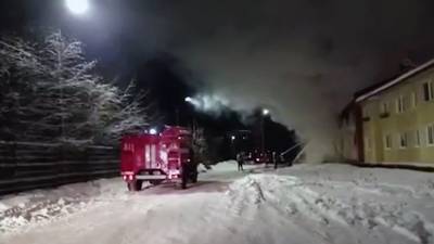 На пожаре в жилом доме в Мурманской области погиб человек - tvc.ru - Уфа - Мурманская обл.