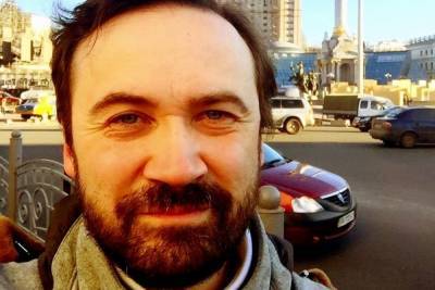 Илья Пономарев - Россияне разнесли беглого оппозиционера Илью Пономарева, призвавшего к «партизанщине» - mk.ru