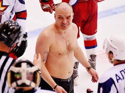 Андрей Разин - Бывшего тренера хоккейной команды Удмуртии вызвали на бой по правилам ММА - gorodglazov.com - респ. Удмуртия
