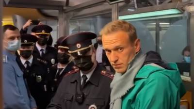 Владимир Путин - Алексей Навальный - На злобу дня: посадка Навального как символ и предупреждение - anna-news.info - Москва - Россия - Белоруссия