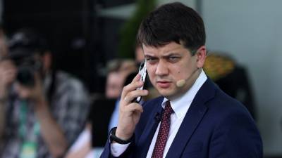 Позицию страуса нельзя занимать, – Разумков о заблокированных NewsOne, ZIK и "112 Украина" - 24tv.ua - Новости