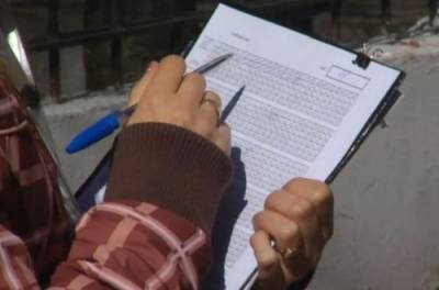 Руслан Бортник - Свежие соцопросы: украинское общество недовольно происходящим и хочет перемен - from-ua.com