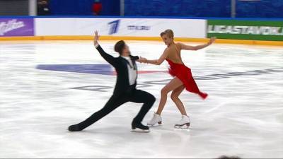 Алина Загитова - Евгения Медведева - Команды представили короткую программу на Кубке Первого канала по фигурному катанию - 1tv.ru - Москва